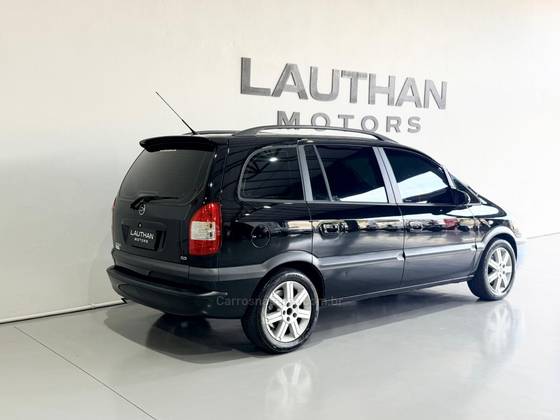 CHEVROLET ZAFIRA 2.0 MPFI ELEGANCE 8V FLEX 4P MANUAL CHEVROLET ZAFIRA 2.0 MPFI ELEGANCE 8V FLEX 4P MANUAL